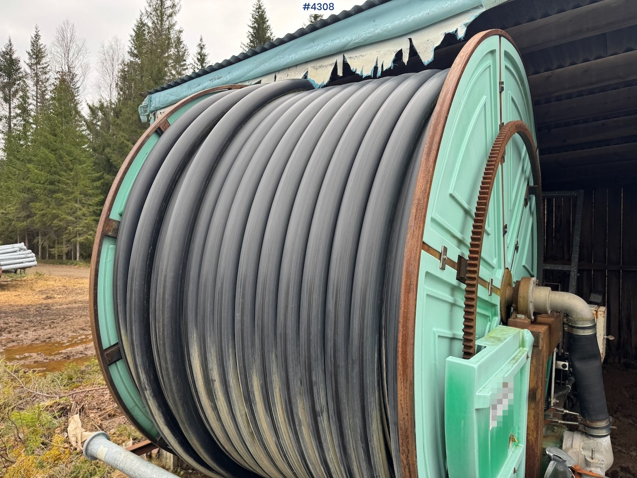 1998 Irtec  vanningsvogn med rør og pumpe - Zavlažovací systém: obrázok 4 1998 Irtec  vanningsvogn med rør og pumpe - Zavlažovací systém: obrázok 4