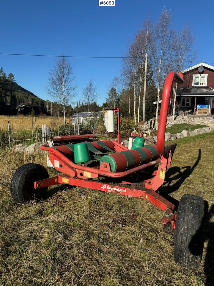 1998 Kverneland 7335 Round bale wrapper - Stroje na zber krmovín: obrázok 1 1998 Kverneland 7335 Round bale wrapper - Stroje na zber krmovín: obrázok 1