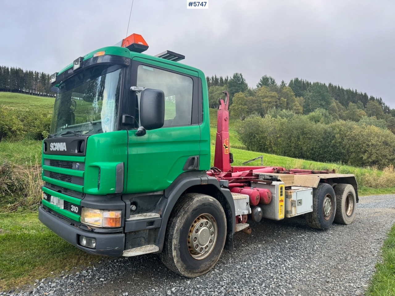 1998 Scania 94D 310 Hook‑truck - Hákový nosič kontajnerov: obrázok 2 1998 Scania 94D 310 Hook‑truck - Hákový nosič kontajnerov: obrázok 2