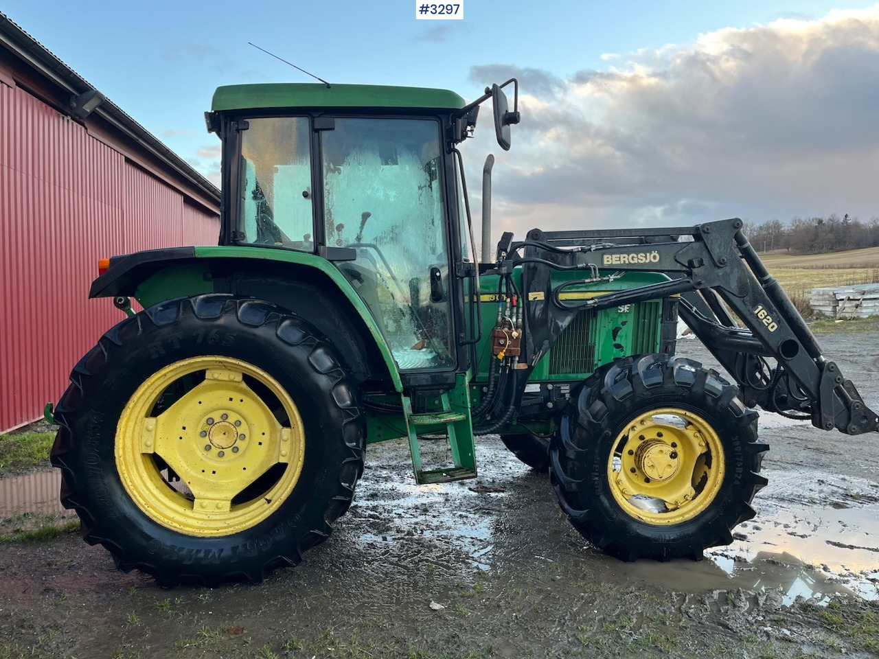 1999 John Deere 6210 SE with Front Loader - Traktor: obrázok 5 1999 John Deere 6210 SE with Front Loader - Traktor: obrázok 5