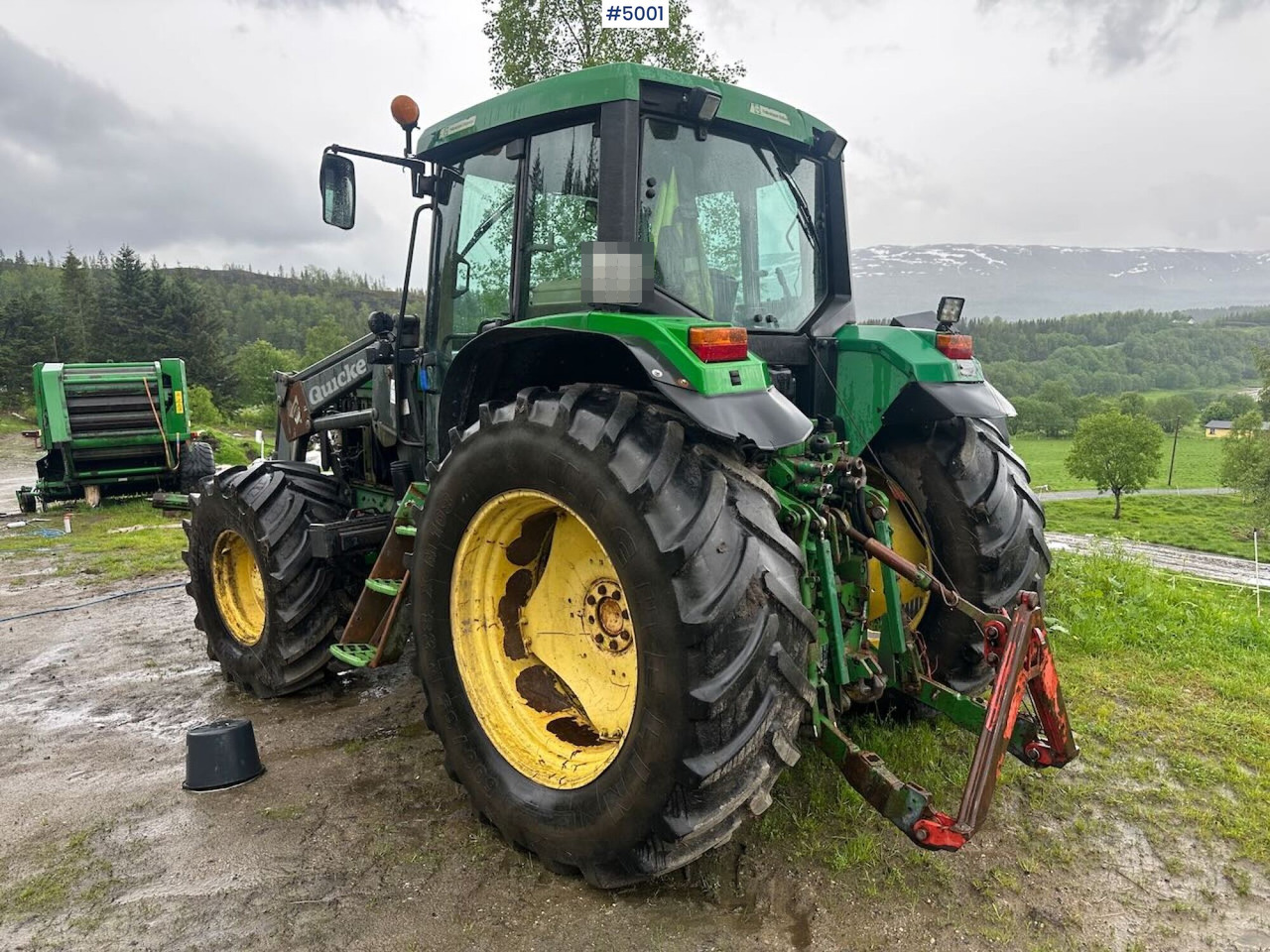 2000 John Deere 6610 4x4 tractor w/ front loader. - Traktor: obrázok 4 2000 John Deere 6610 4x4 tractor w/ front loader. - Traktor: obrázok 4