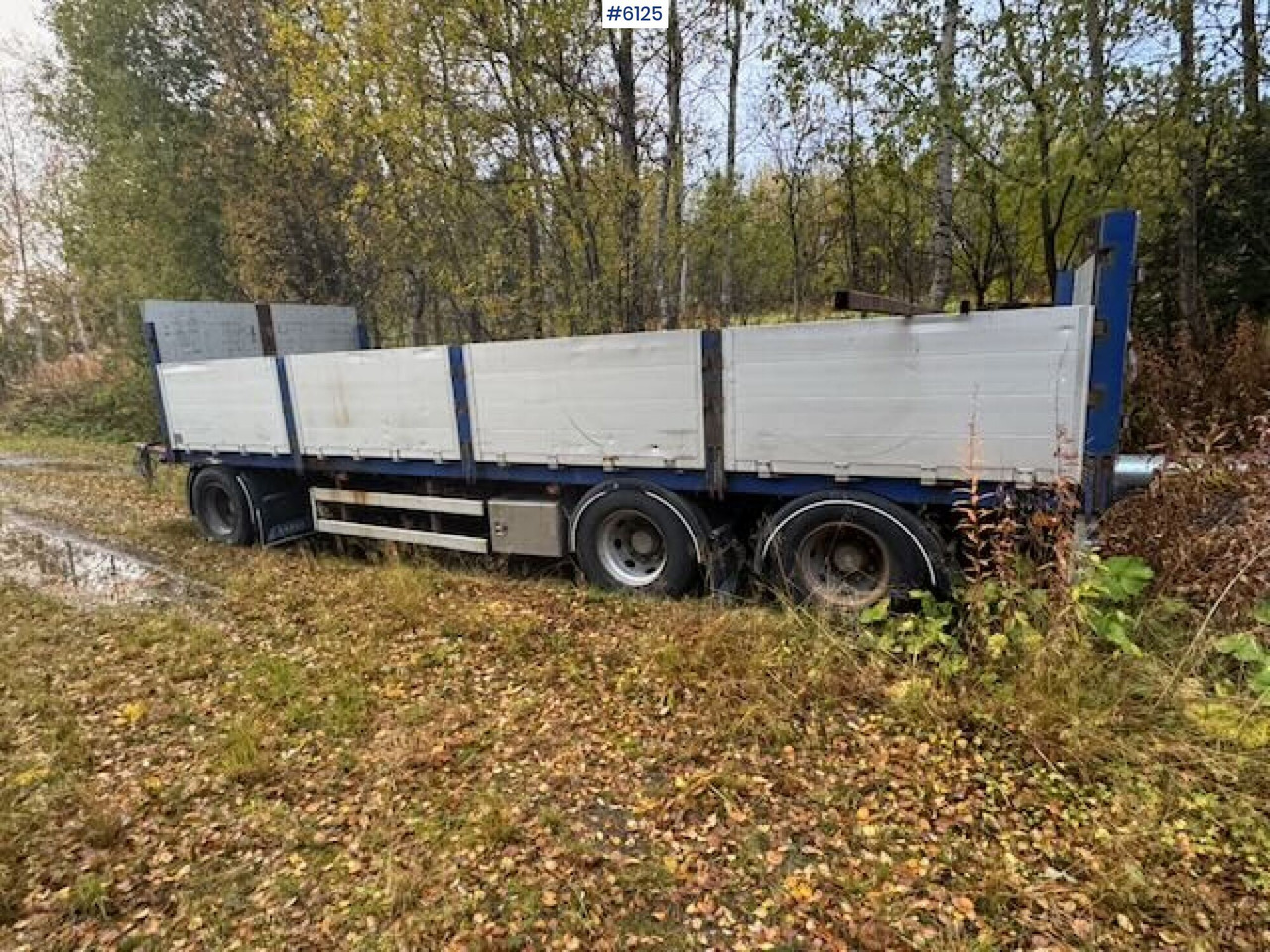 2001 Istrail 3 axle flatbed trailer - Príves podvalník: obrázok 4 2001 Istrail 3 axle flatbed trailer - Príves podvalník: obrázok 4