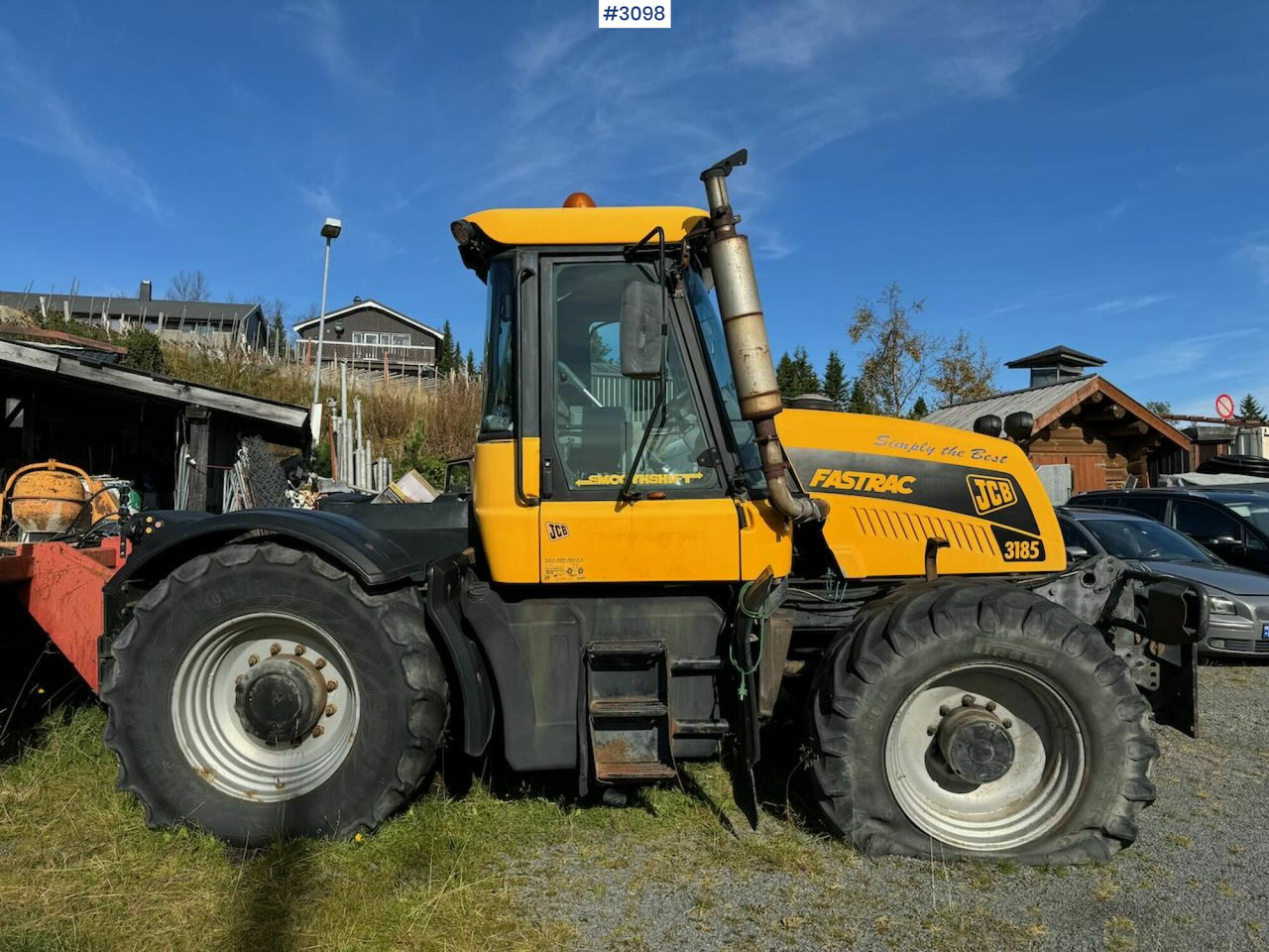 2001 JCB Fastrac 3185 4x4. The plow rigged and two sets of tires. - Traktor: obrázok 4 2001 JCB Fastrac 3185 4x4. The plow rigged and two sets of tires. - Traktor: obrázok 4