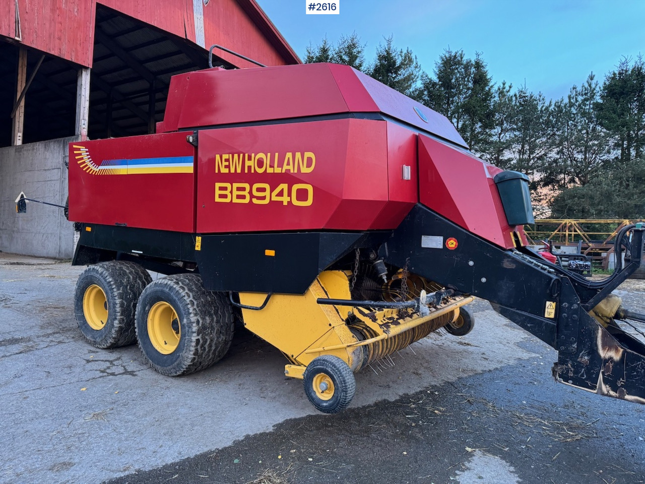 2001 New Holland BB940 square baler - Stroje na zber krmovín: obrázok 1 2001 New Holland BB940 square baler - Stroje na zber krmovín: obrázok 1
