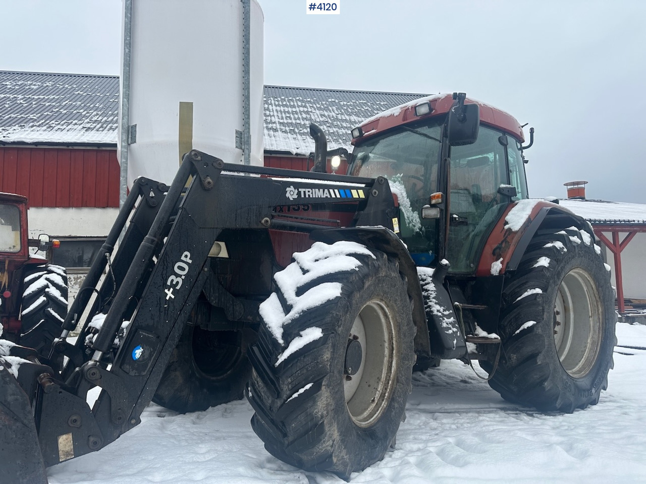 2002 CASE MX 135 MAXXUM 4x4 tractor with front loader. - Traktor: obrázok 3 2002 CASE MX 135 MAXXUM 4x4 tractor with front loader. - Traktor: obrázok 3