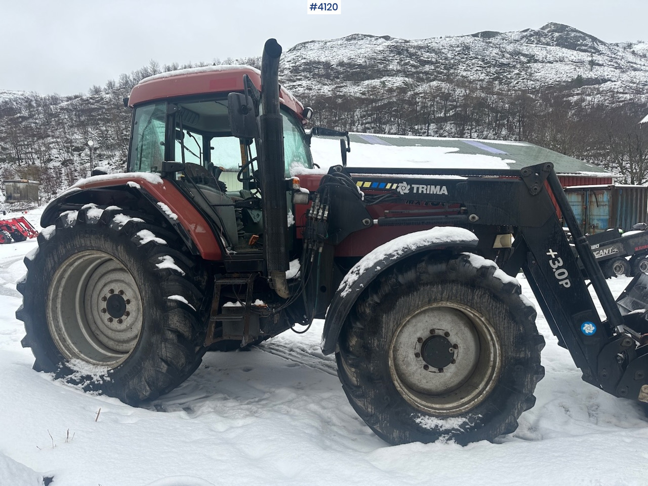2002 CASE MX 135 MAXXUM 4x4 tractor with front loader. - Traktor: obrázok 1 2002 CASE MX 135 MAXXUM 4x4 tractor with front loader. - Traktor: obrázok 1