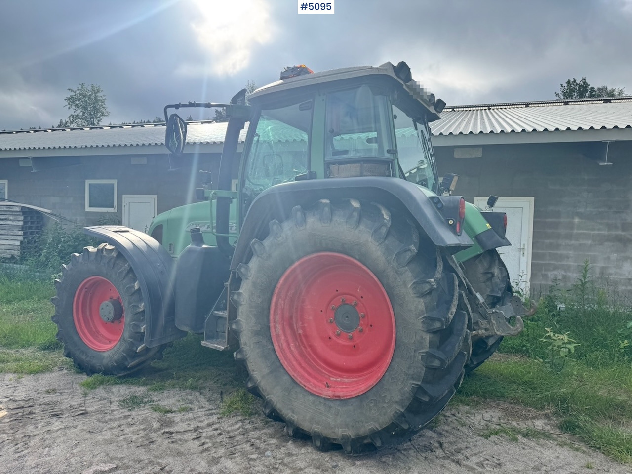 2002 Fendt 716 Vario w/ Front hydraulics. - Traktor: obrázok 2 2002 Fendt 716 Vario w/ Front hydraulics. - Traktor: obrázok 2