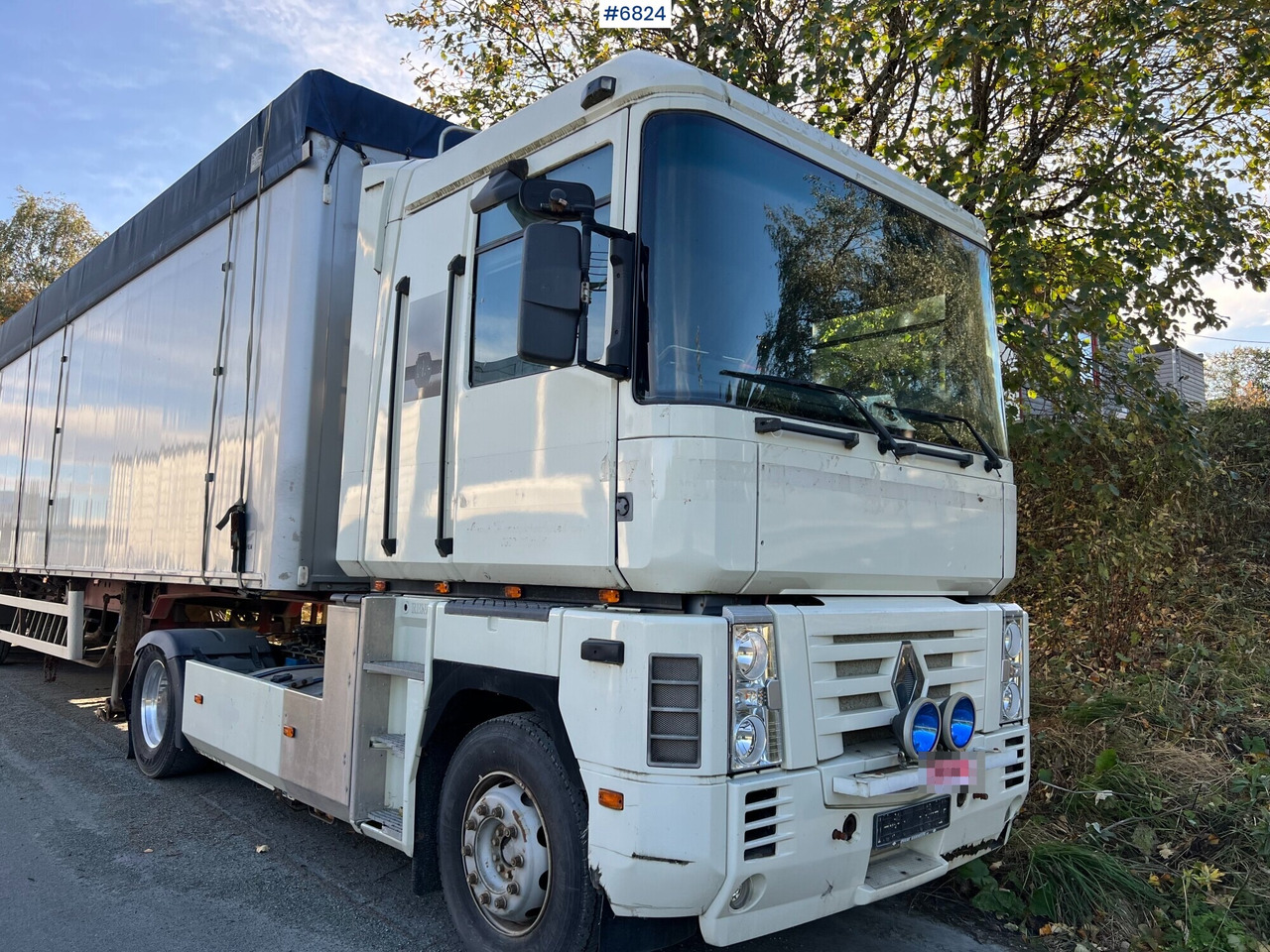 2002 Renault Magnum with Mack 480 engine - Rýpadlo: obrázok 1 2002 Renault Magnum with Mack 480 engine - Rýpadlo: obrázok 1