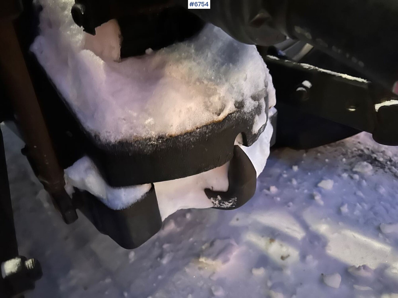 Traktor 2004 New Holland TS115A 4x4 w/ Front loader, bucket, grading bucket and snow blower.: obrázok 39