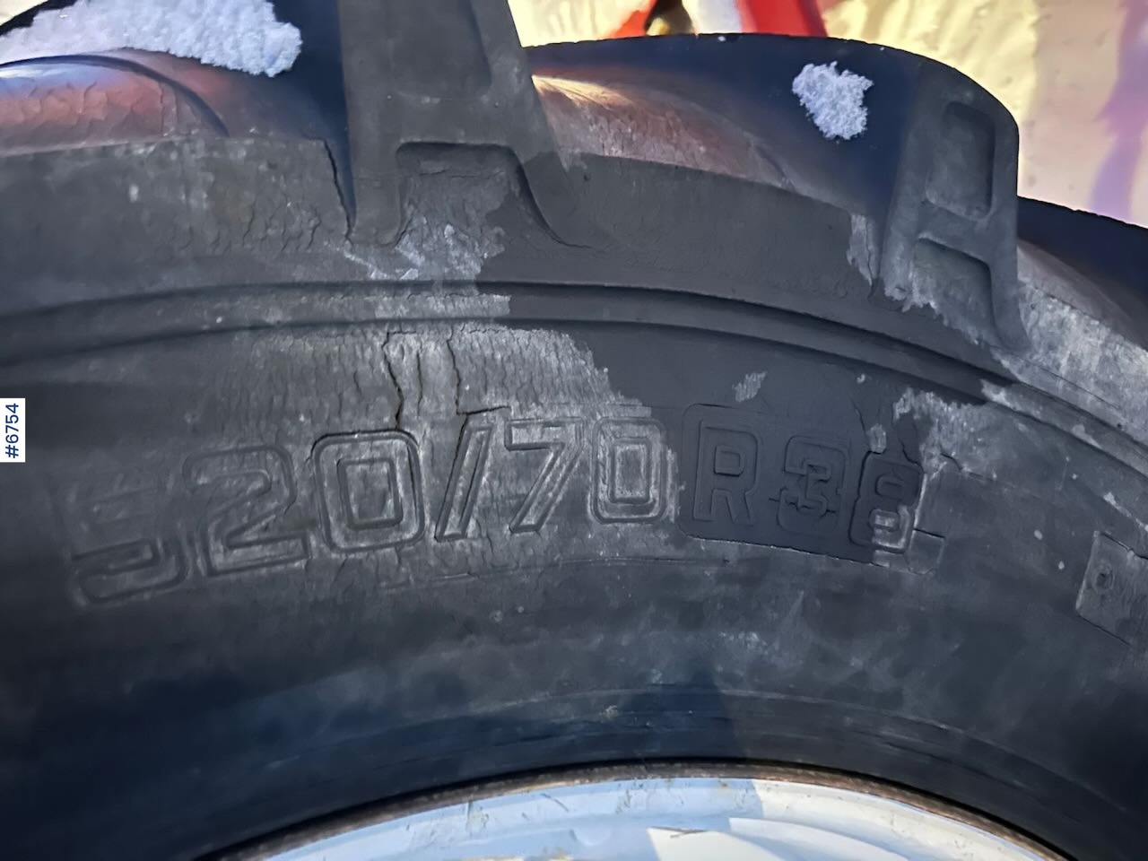 Traktor 2004 New Holland TS115A 4x4 w/ Front loader, bucket, grading bucket and snow blower.: obrázok 44