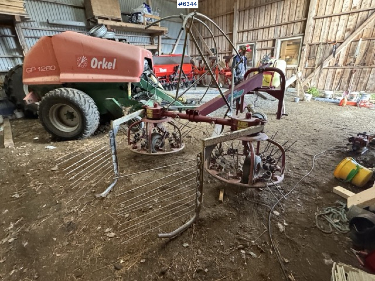 2004 Sitrex/Haymaker HM 300 - Stroje na zber krmovín: obrázok 2 2004 Sitrex/Haymaker HM 300 - Stroje na zber krmovín: obrázok 2