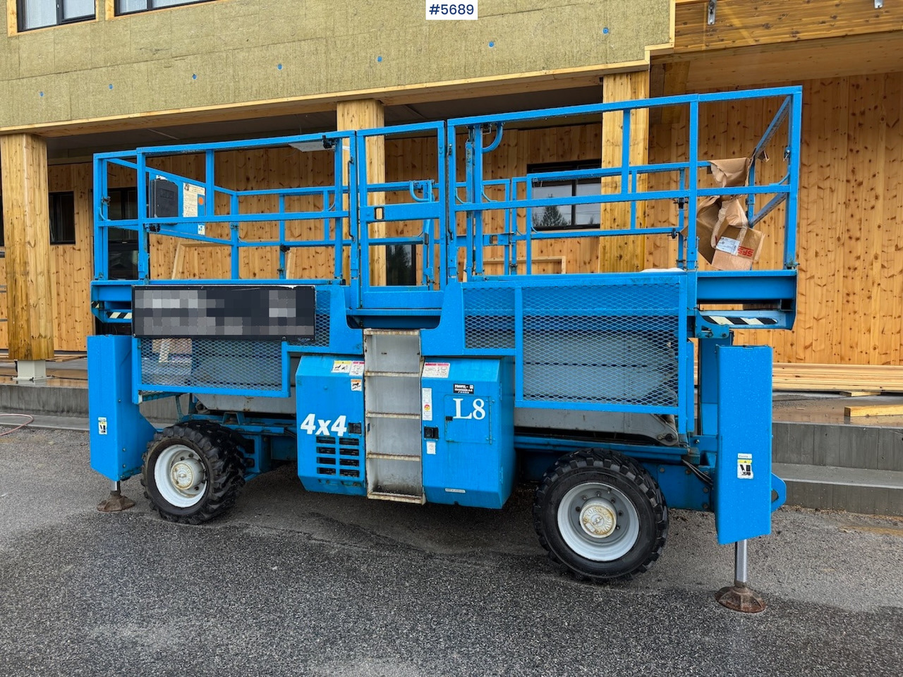 2005 Genie GS-3384 Scissor Lift - Samohybná plošiny: obrázok 2 2005 Genie GS-3384 Scissor Lift - Samohybná plošiny: obrázok 2