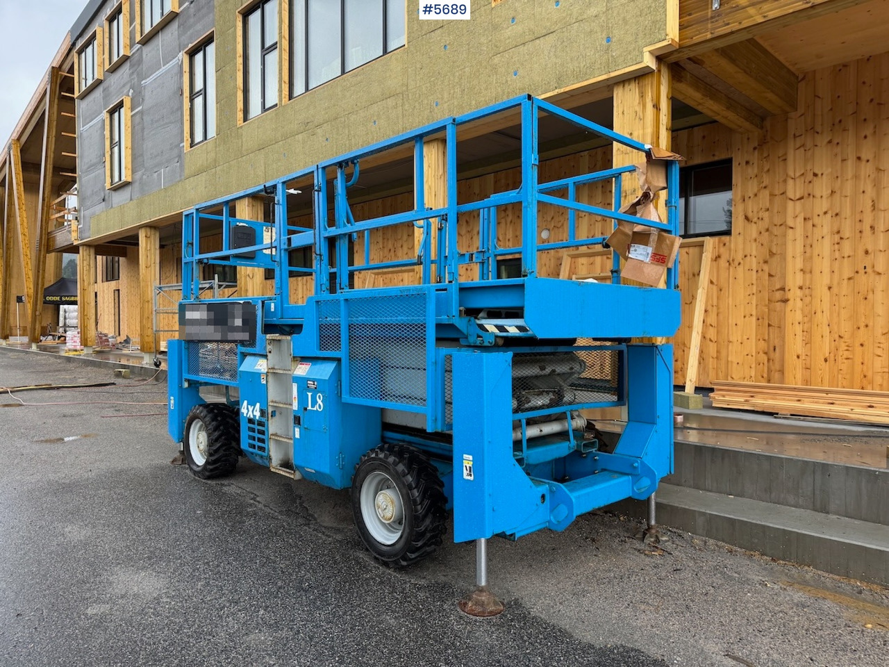2005 Genie GS-3384 Scissor Lift - Samohybná plošiny: obrázok 4 2005 Genie GS-3384 Scissor Lift - Samohybná plošiny: obrázok 4
