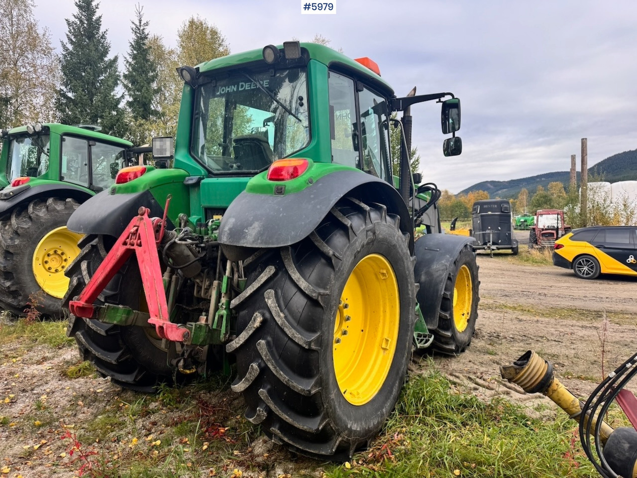 2005 John Deere 6420 with Front Loader - Traktor: obrázok 4 2005 John Deere 6420 with Front Loader - Traktor: obrázok 4