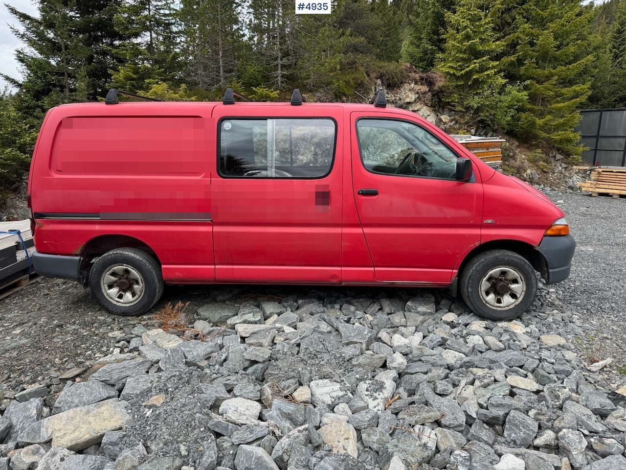 2005 Toyota Hiace 4WD Van. - Furgon: obrázok 5 2005 Toyota Hiace 4WD Van. - Furgon: obrázok 5