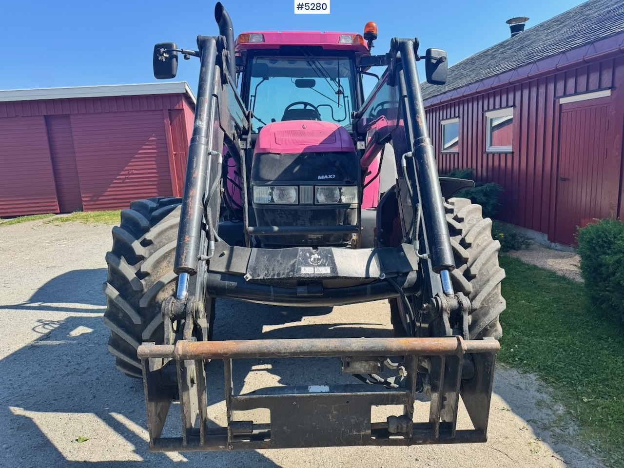 2006 Case MXM120 4x4 with front loader - Traktor: obrázok 5 2006 Case MXM120 4x4 with front loader - Traktor: obrázok 5