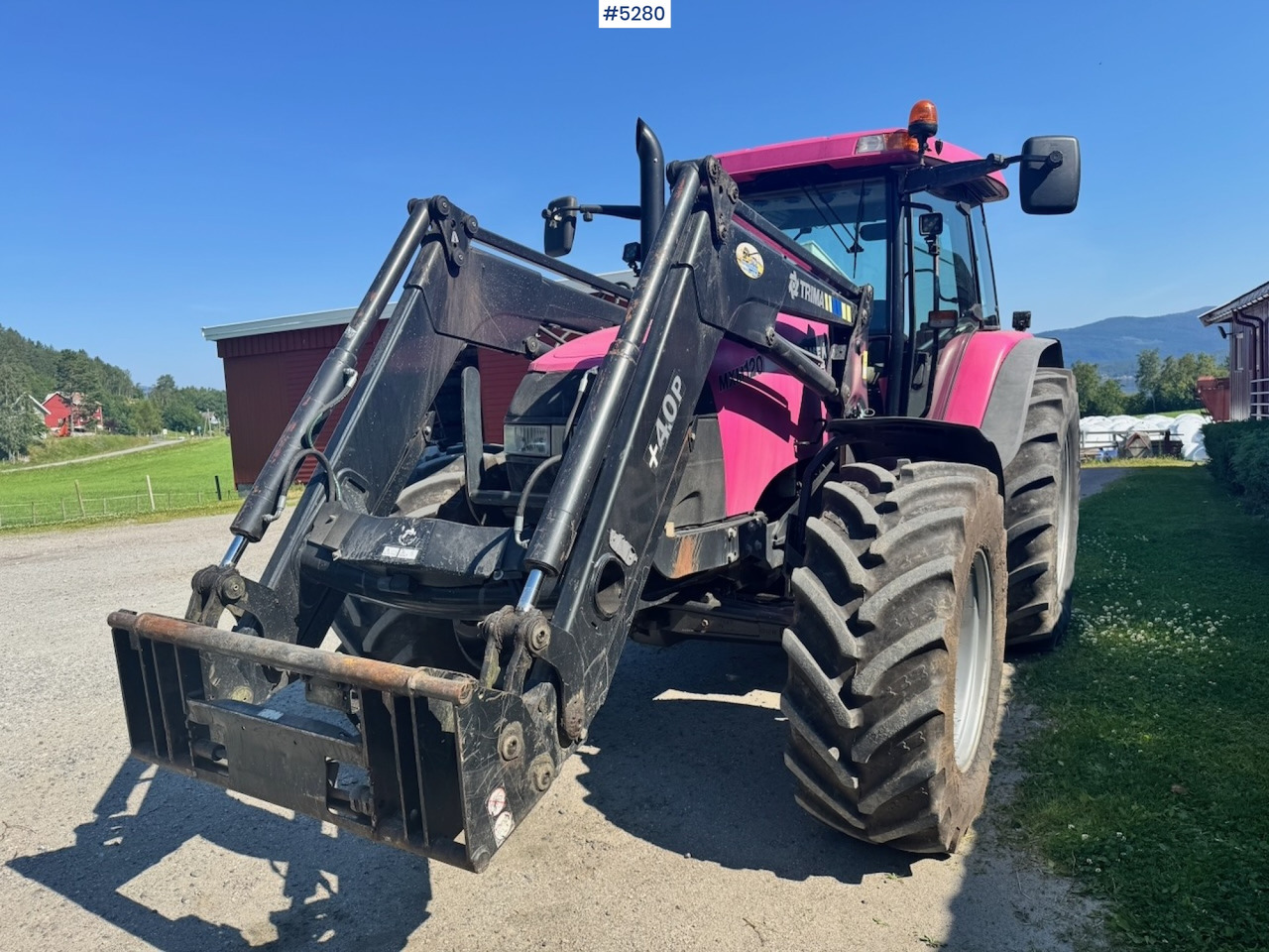 2006 Case MXM120 4x4 with front loader - Traktor: obrázok 2 2006 Case MXM120 4x4 with front loader - Traktor: obrázok 2
