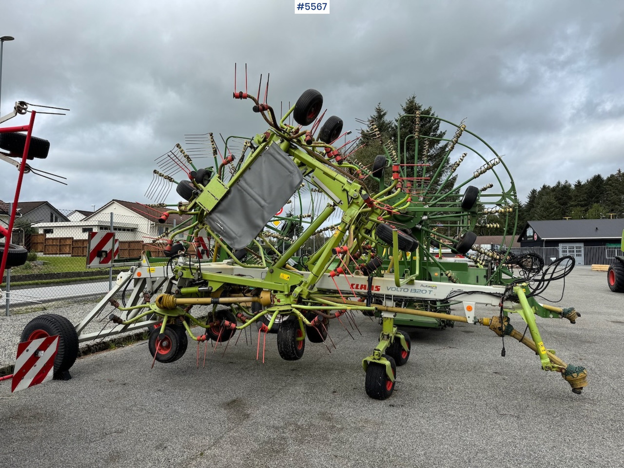 2006 Claas Volto 1320 T - Stroje na zber krmovín: obrázok 4 2006 Claas Volto 1320 T - Stroje na zber krmovín: obrázok 4