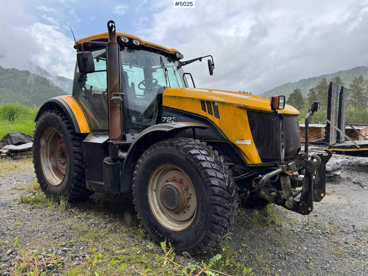 2008 JCB Fastrac 7230 P-Tronic w/Front hydraulics and PTO. - Traktor: obrázok 1 2008 JCB Fastrac 7230 P-Tronic w/Front hydraulics and PTO. - Traktor: obrázok 1