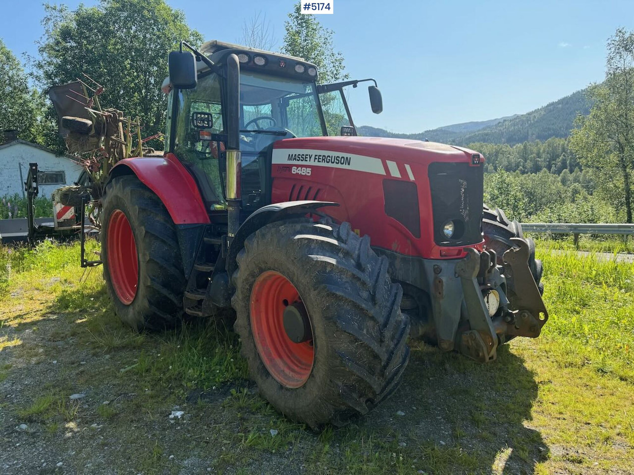 2010 Massey Ferguson 6485 4x4 - Traktor: obrázok 1 2010 Massey Ferguson 6485 4x4 - Traktor: obrázok 1
