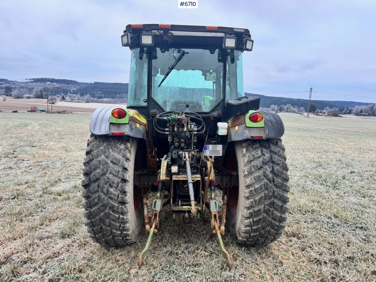 2012 Claas 220 Elios w/ Front loader. 3220 hours! - Traktor: obrázok 5 2012 Claas 220 Elios w/ Front loader. 3220 hours! - Traktor: obrázok 5