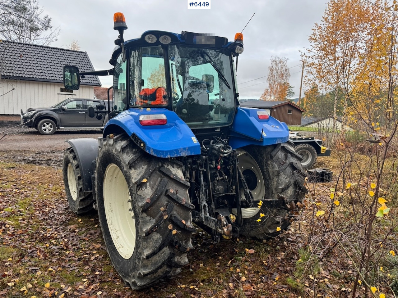2014 New Holland T5.115 w/ Brackets and Central. 2400 hours! - Traktor: obrázok 4 2014 New Holland T5.115 w/ Brackets and Central. 2400 hours! - Traktor: obrázok 4
