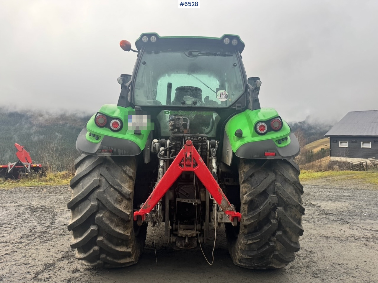 2015 Deutz-fahr 6180 Agrotron w/ Front loader and Front hydraulics. 4010 hours! - Traktor: obrázok 5 2015 Deutz-fahr 6180 Agrotron w/ Front loader and Front hydraulics. 4010 hours! - Traktor: obrázok 5