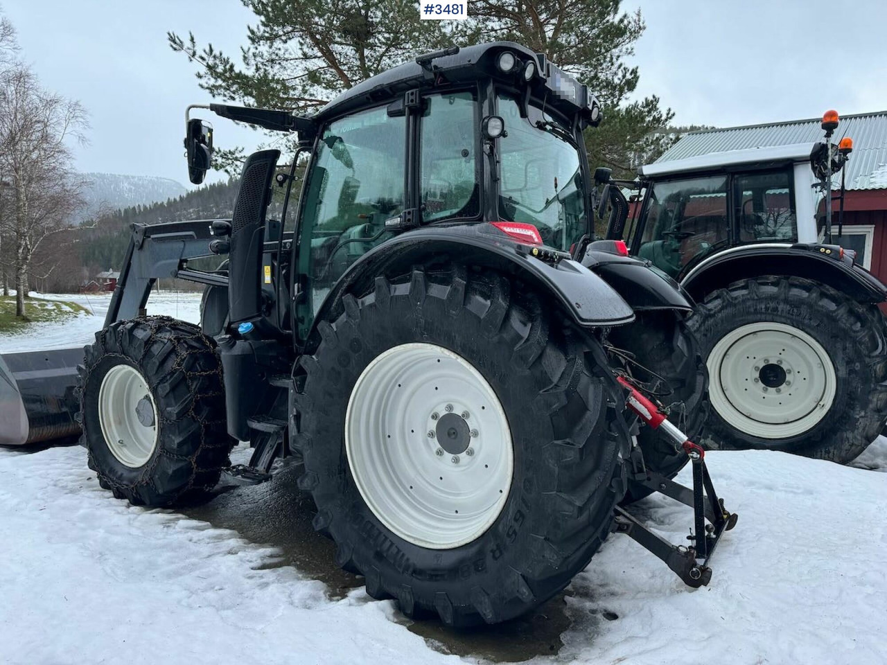 2015 Valtra N174D w/ Front loader - Traktor: obrázok 5 2015 Valtra N174D w/ Front loader - Traktor: obrázok 5