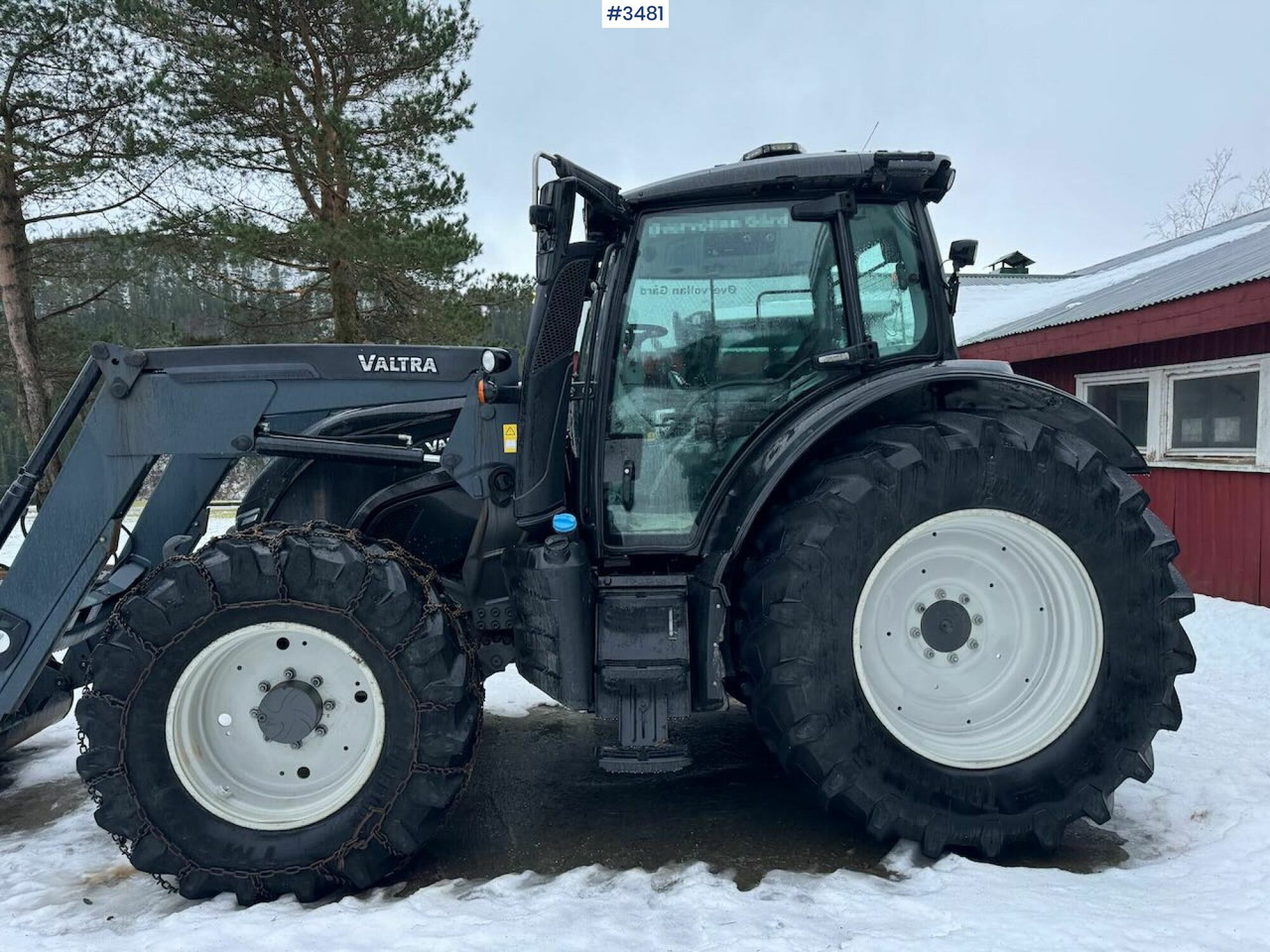 2015 Valtra N174D w/ Front loader - Traktor: obrázok 3 2015 Valtra N174D w/ Front loader - Traktor: obrázok 3