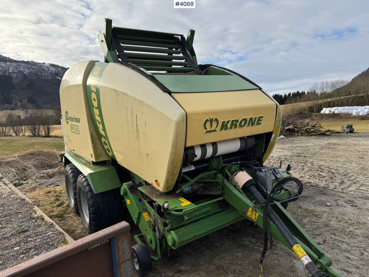 2016 Krone Comprima CF 155 XC Kombipresse - Stroje na zber krmovín: obrázok 1 2016 Krone Comprima CF 155 XC Kombipresse - Stroje na zber krmovín: obrázok 1
