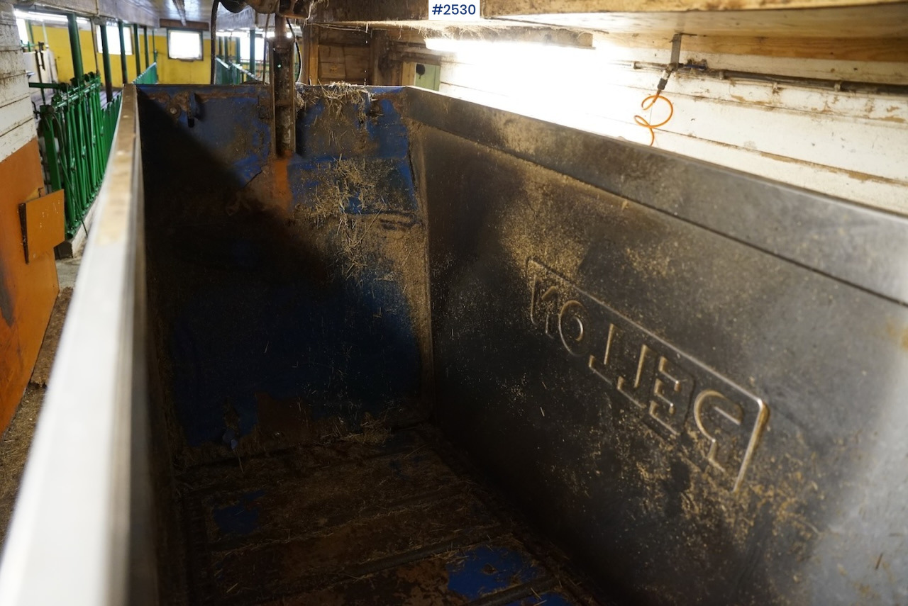 2016 Pellon Combi Robot Silage 3000 - Stroj a zariadenia na chov hospodárskych zvierat: obrázok 5 2016 Pellon Combi Robot Silage 3000 - Stroj a zariadenia na chov hospodárskych zvierat: obrázok 5