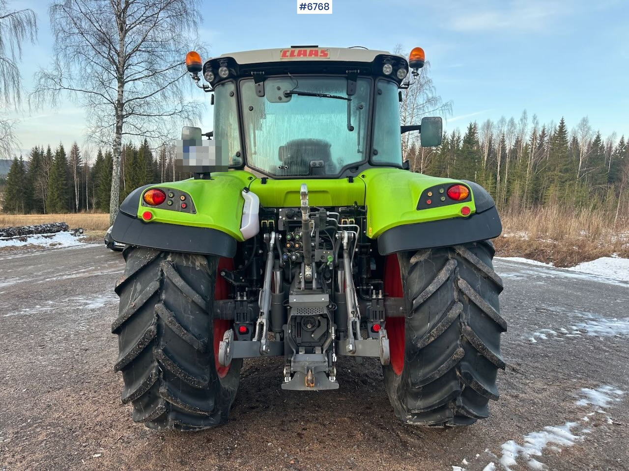 2017 Claas Arion 440 4x4 tractor w/ front loader, GPS setup and good tires. Low hours! - Traktor: obrázok 4 2017 Claas Arion 440 4x4 tractor w/ front loader, GPS setup and good tires. Low hours! - Traktor: obrázok 4