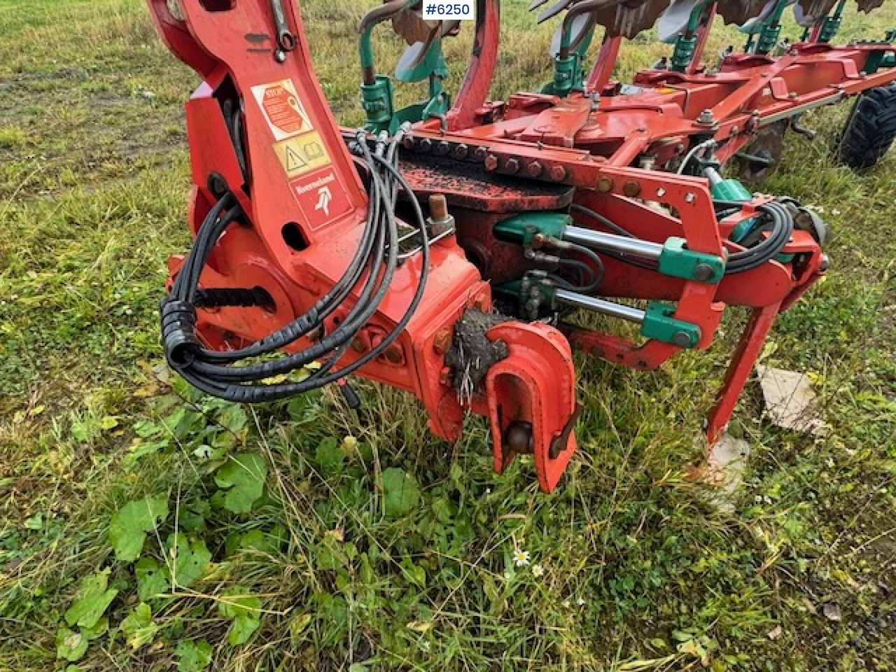 Stroj na obrábanie pôdy 2017 Kverneland EG 5-coil reversible plow w/ new coulters and extra equipment!: obrázok 11