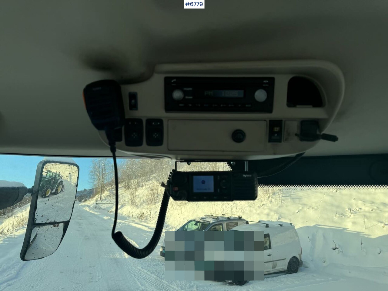 Traktor 2018 John Deere 6155R 4x4 WATCH VIDEO: obrázok 33 Traktor 2018 John Deere 6155R 4x4 WATCH VIDEO: obrázok 33