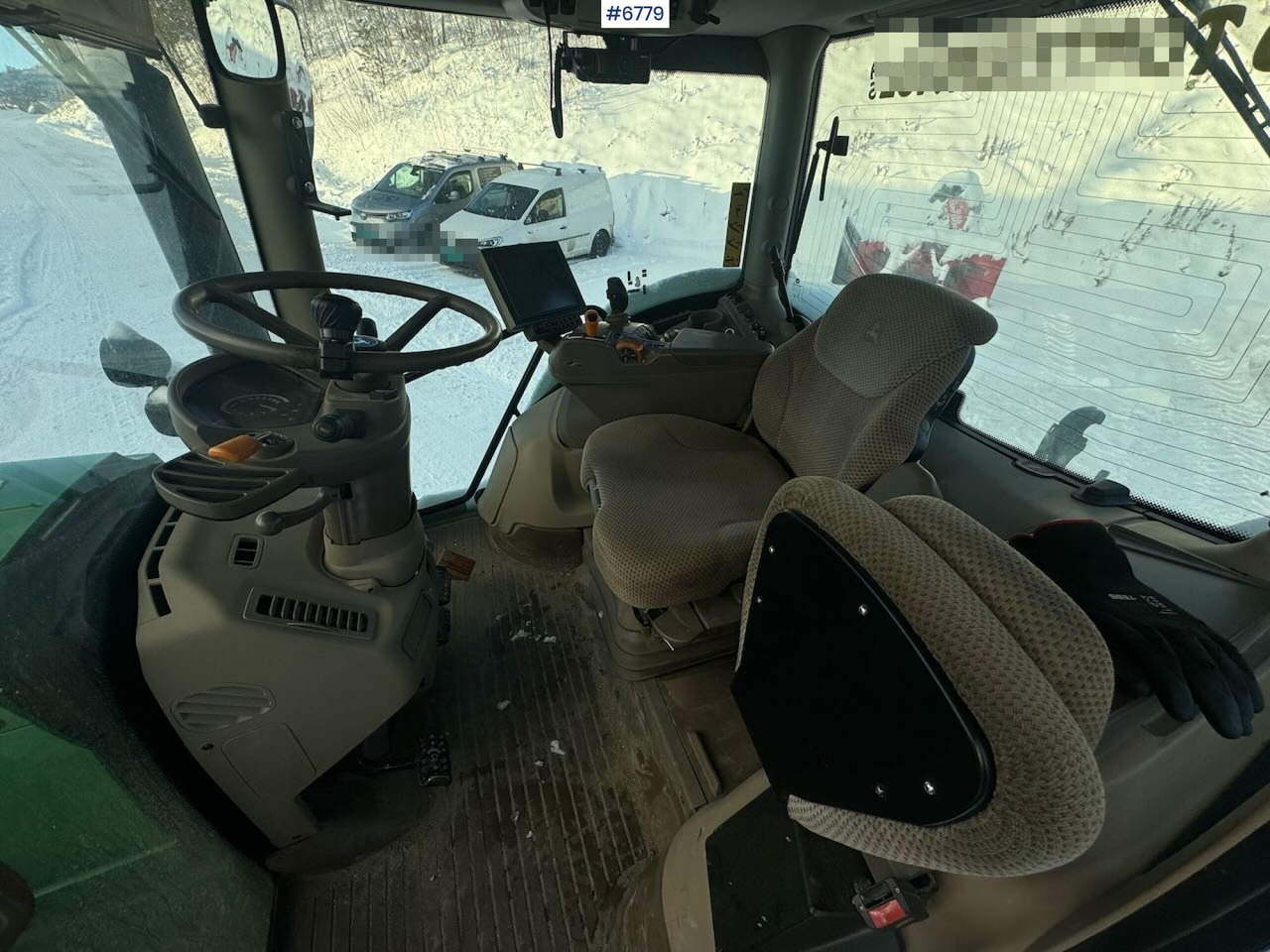 Traktor 2018 John Deere 6155R 4x4 WATCH VIDEO: obrázok 29 Traktor 2018 John Deere 6155R 4x4 WATCH VIDEO: obrázok 29