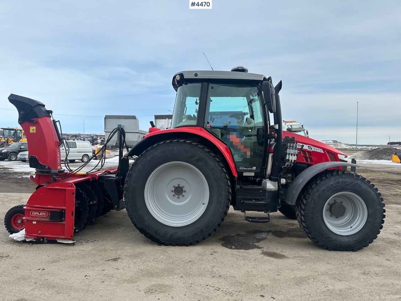 2018 Massey Ferguson MF5713 S w/ 2020 Dalen snow blower - Traktor: obrázok 1 2018 Massey Ferguson MF5713 S w/ 2020 Dalen snow blower - Traktor: obrázok 1