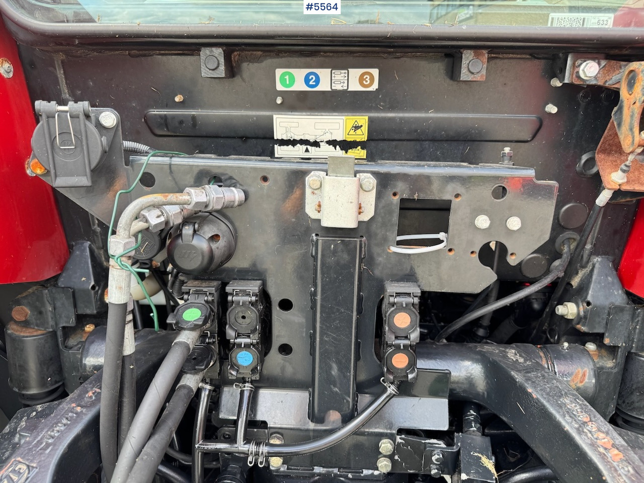 Traktor 2019 Case IH Luxxum 120 m/ frontlaster.: obrázok 10 Traktor 2019 Case IH Luxxum 120 m/ frontlaster.: obrázok 10