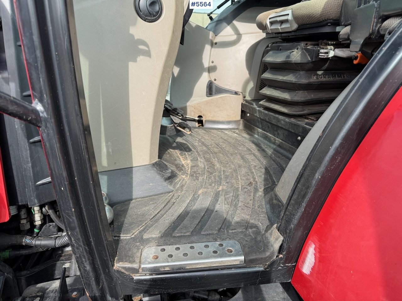Traktor 2019 Case IH Luxxum 120 m/ frontlaster.: obrázok 20 Traktor 2019 Case IH Luxxum 120 m/ frontlaster.: obrázok 20