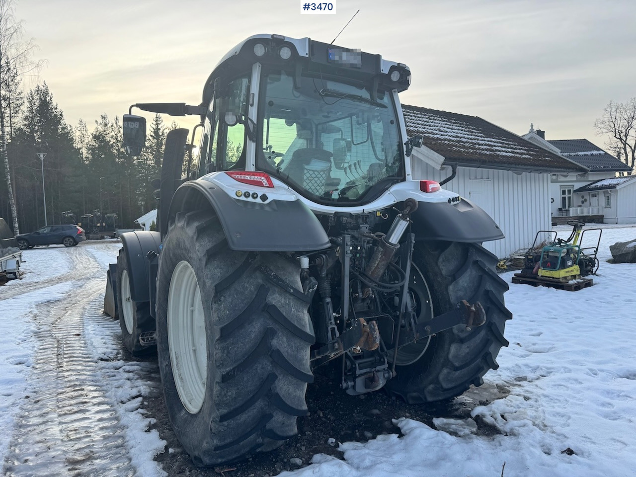 2019 Valtra N134 w/ Front loader and bucket. 900 hours! - Traktor: obrázok 4 2019 Valtra N134 w/ Front loader and bucket. 900 hours! - Traktor: obrázok 4