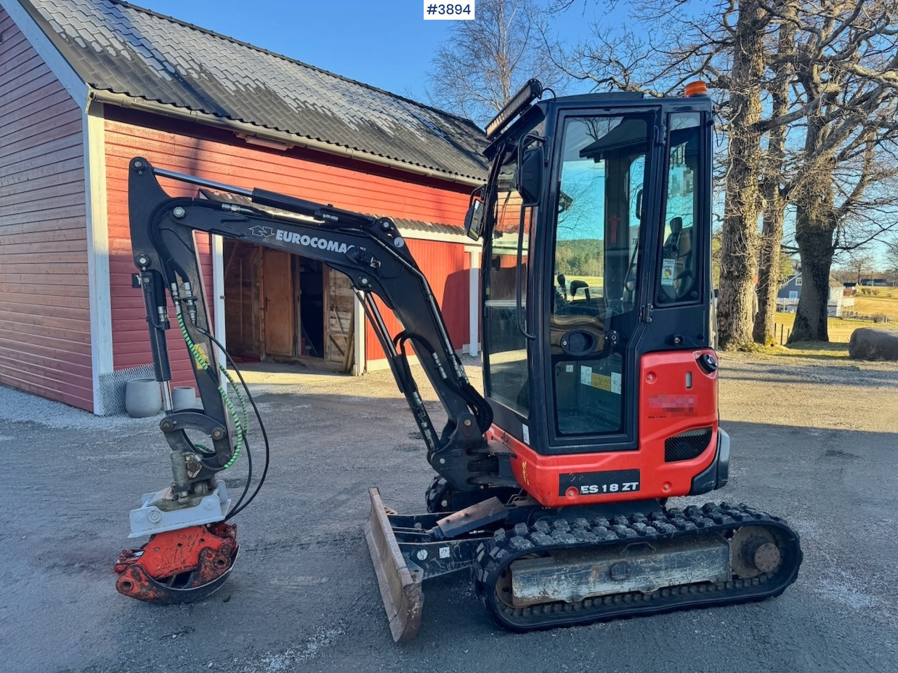 2020 Euromach ES18ZT Minigraver w/ 3 Excavator bucket - Rýpadlo: obrázok 2 2020 Euromach ES18ZT Minigraver w/ 3 Excavator bucket - Rýpadlo: obrázok 2