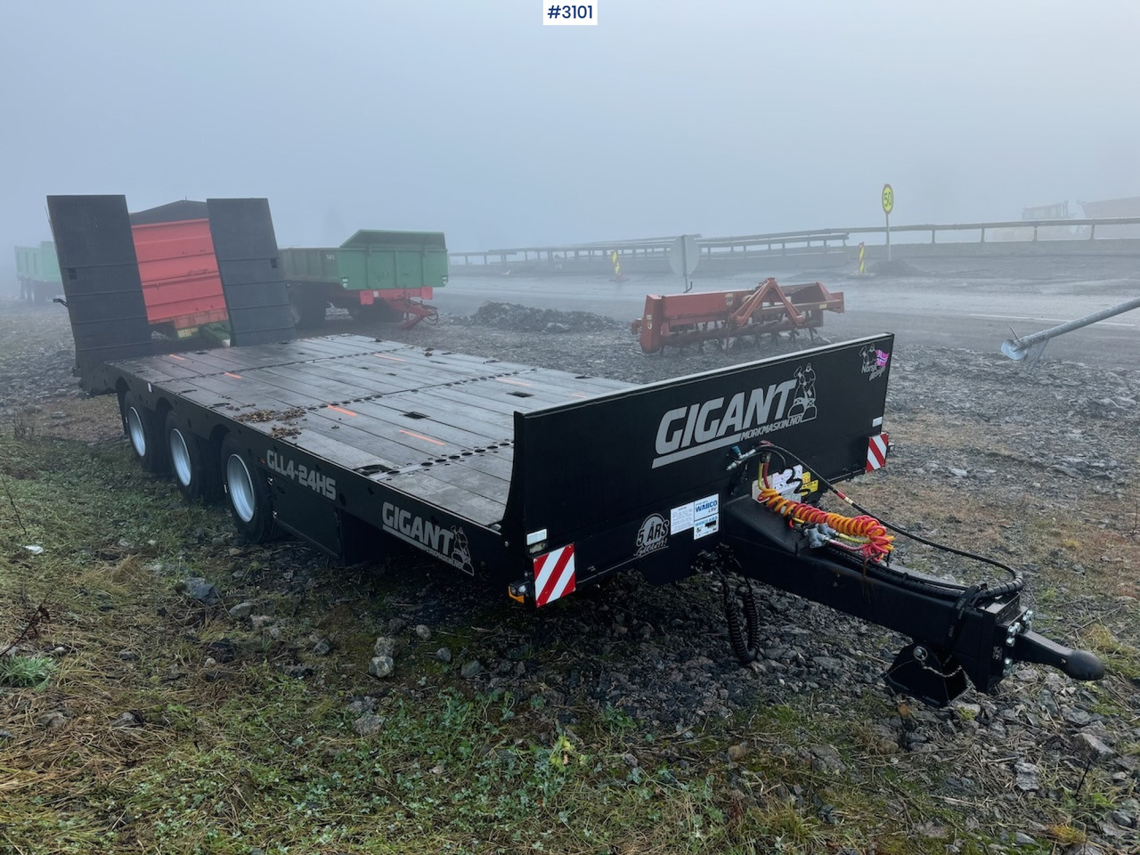 2021 Gigant Machine trailer with drive bridges - Príves podvalník: obrázok 4 2021 Gigant Machine trailer with drive bridges - Príves podvalník: obrázok 4