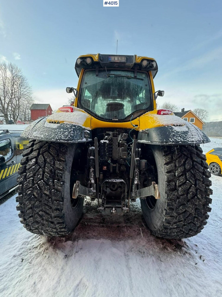 2021 Valtra T255 w/ Quicke G7s front loader - Traktor: obrázok 4 2021 Valtra T255 w/ Quicke G7s front loader - Traktor: obrázok 4