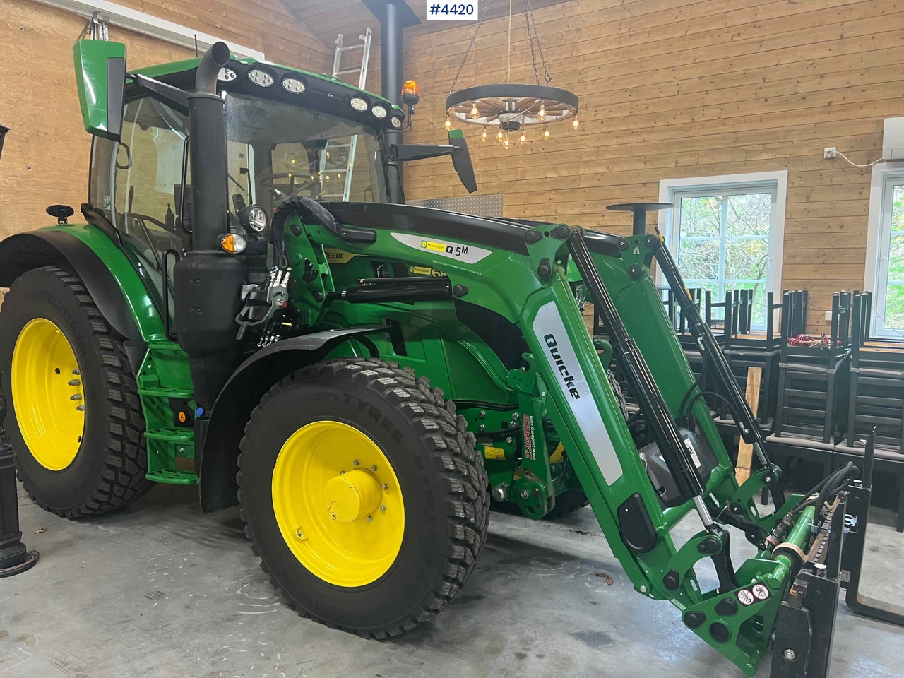 2024 John Deere 6150R w/ Quicke Front Loader & Bucket - Traktor: obrázok 5 2024 John Deere 6150R w/ Quicke Front Loader & Bucket - Traktor: obrázok 5
