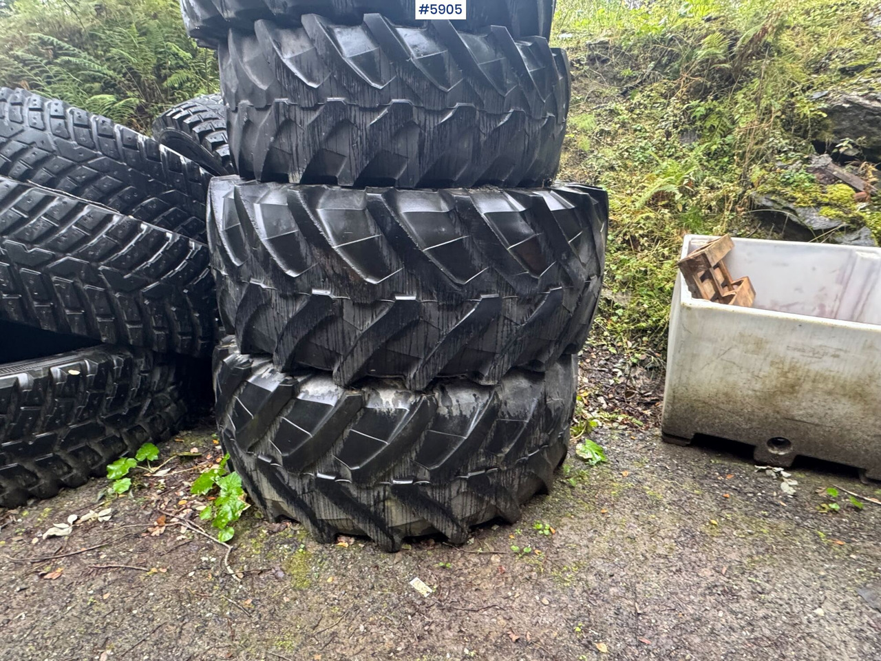 8 pcs Nokian TRI 2 tires. 4 pcs on rims! - Kompletné koleso pre Stavebné stroje: obrázok 4 8 pcs Nokian TRI 2 tires. 4 pcs on rims! - Kompletné koleso pre Stavebné stroje: obrázok 4