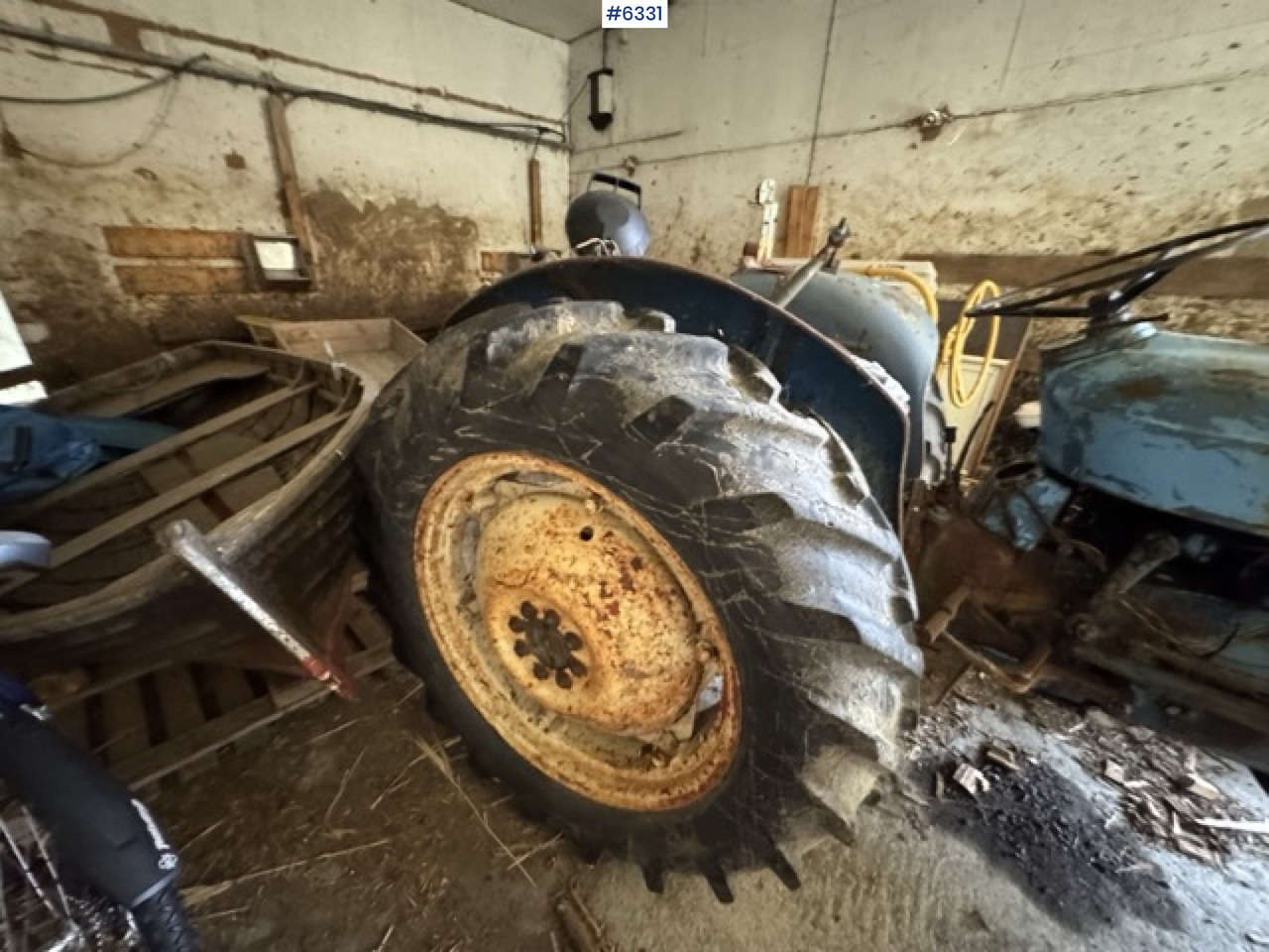 962 Fordson Dexta ‘Gråtass’ tractor - Traktor: obrázok 4 962 Fordson Dexta ‘Gråtass’ tractor - Traktor: obrázok 4