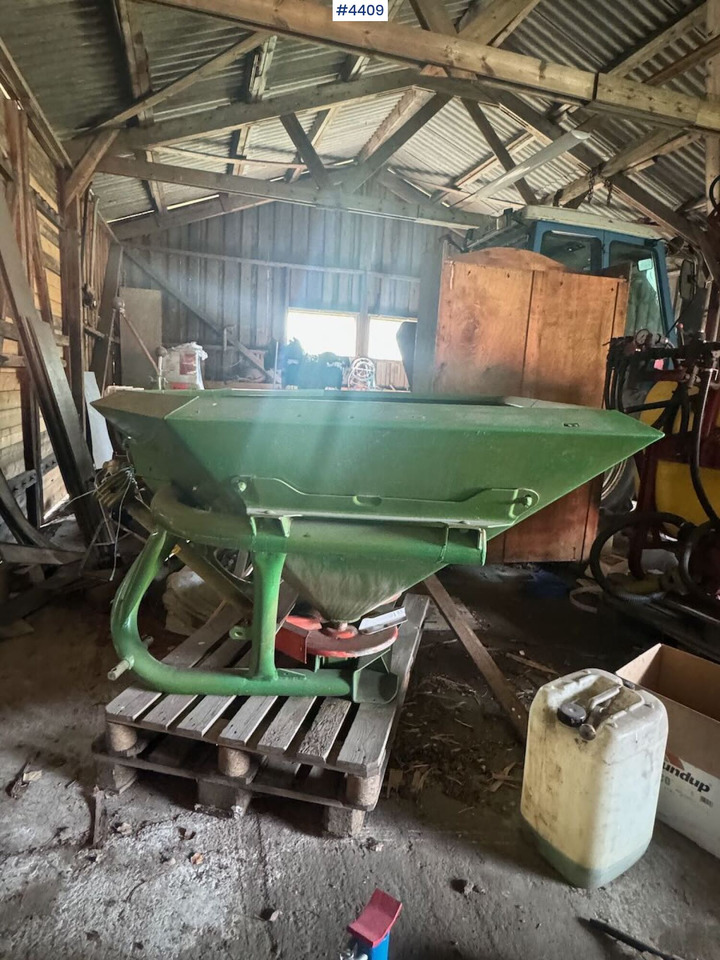 Amazone ZA-F 603 Fertilizer spreader - Rozmetač hnojiva: obrázok 5 Amazone ZA-F 603 Fertilizer spreader - Rozmetač hnojiva: obrázok 5