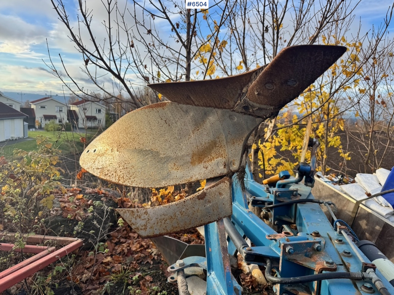 Approx. 1995 Øverum 3-furrow reversible plough - Stroj na obrábanie pôdy: obrázok 4 Approx. 1995 Øverum 3-furrow reversible plough - Stroj na obrábanie pôdy: obrázok 4