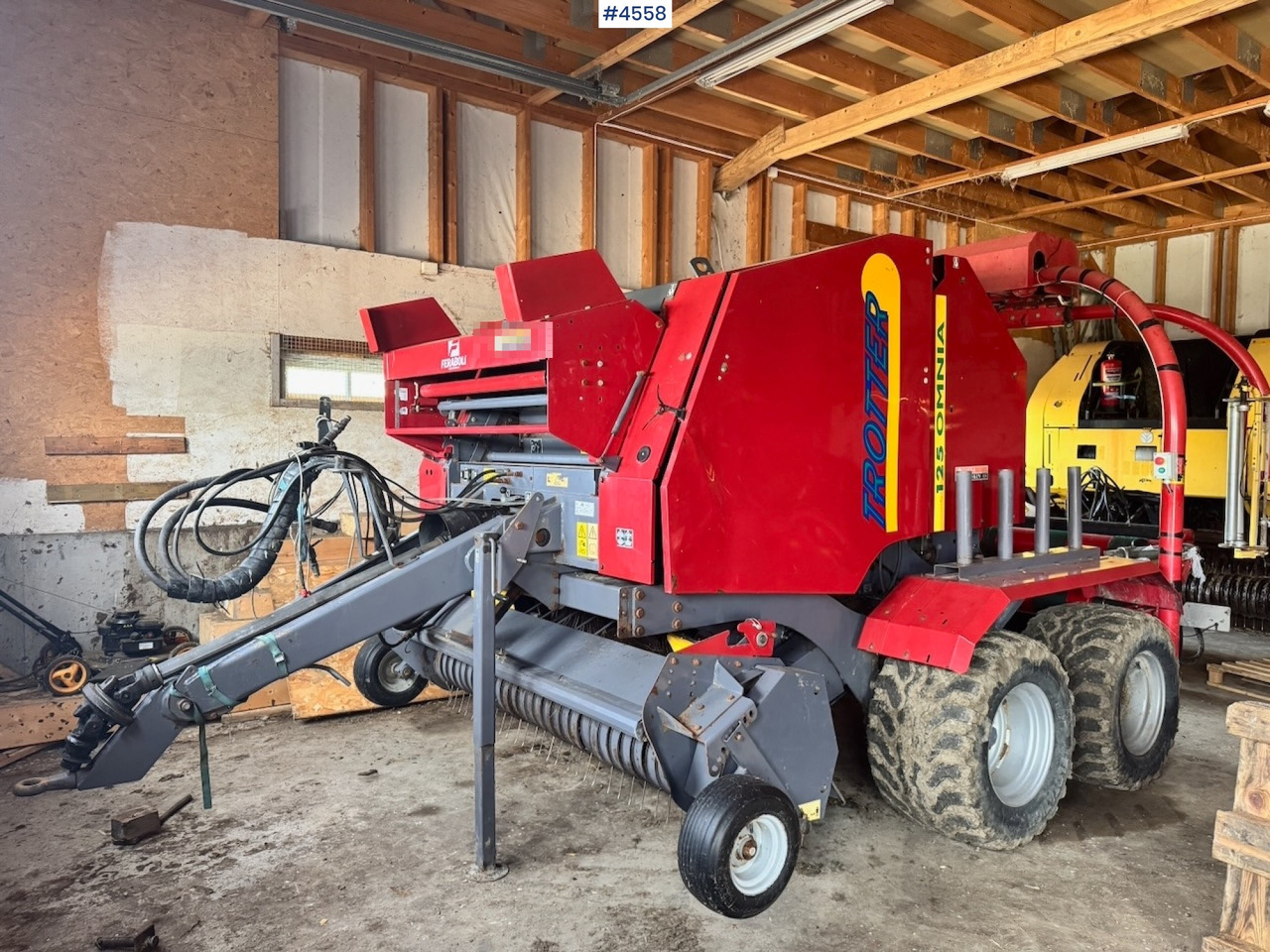 Approx. 2010 FeraBoli Omnia 125 Round Baler - Stroje na zber krmovín: obrázok 2 Approx. 2010 FeraBoli Omnia 125 Round Baler - Stroje na zber krmovín: obrázok 2