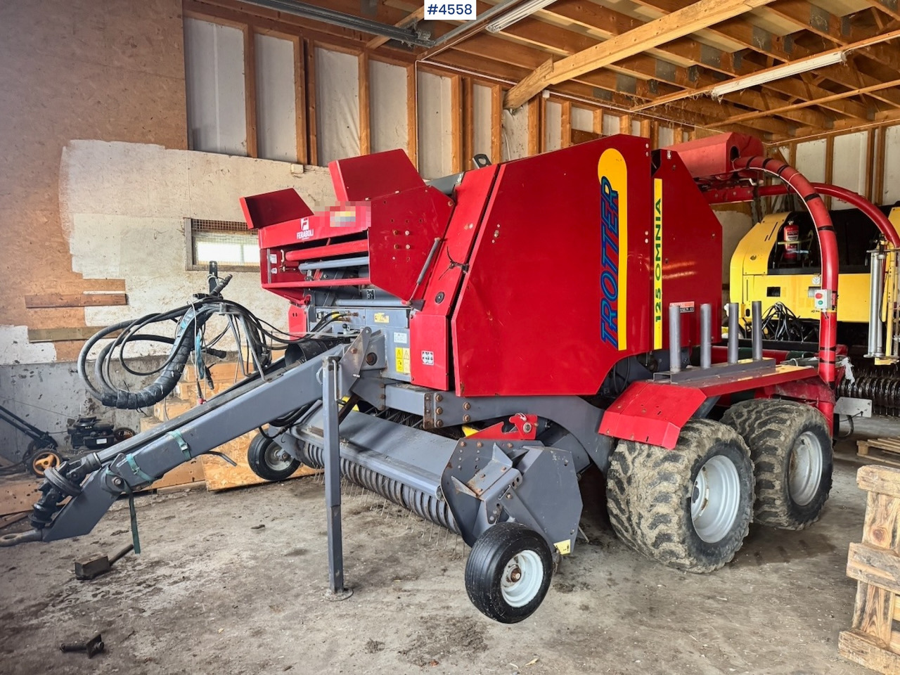 Approx. 2010 FeraBoli Omnia 125 Round Baler - Stroje na zber krmovín: obrázok 1 Approx. 2010 FeraBoli Omnia 125 Round Baler - Stroje na zber krmovín: obrázok 1