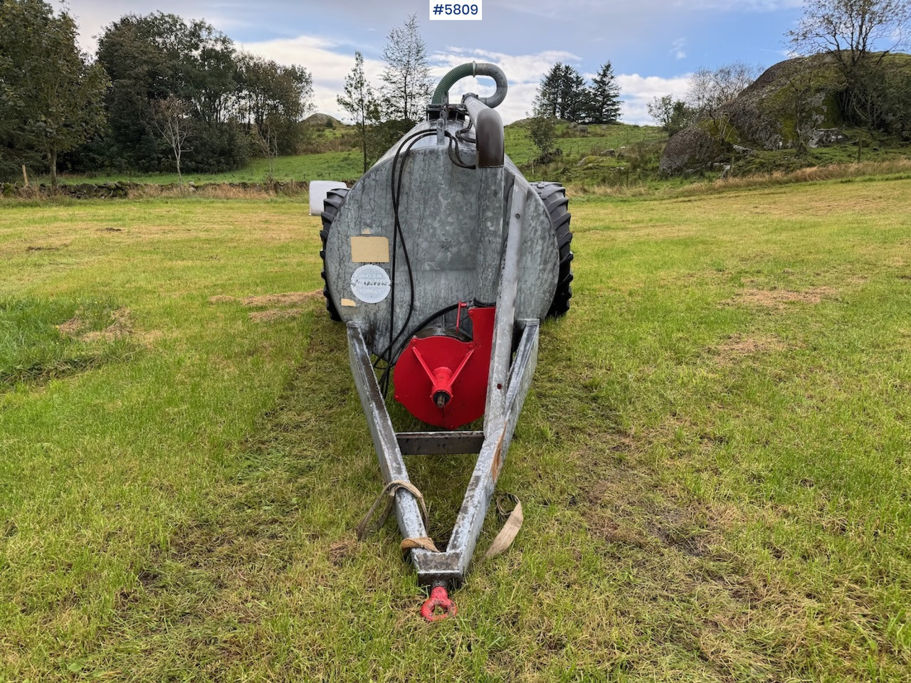 CASE Fertilizer wagon - Fekálny náves: obrázok 3 CASE Fertilizer wagon - Fekálny náves: obrázok 3